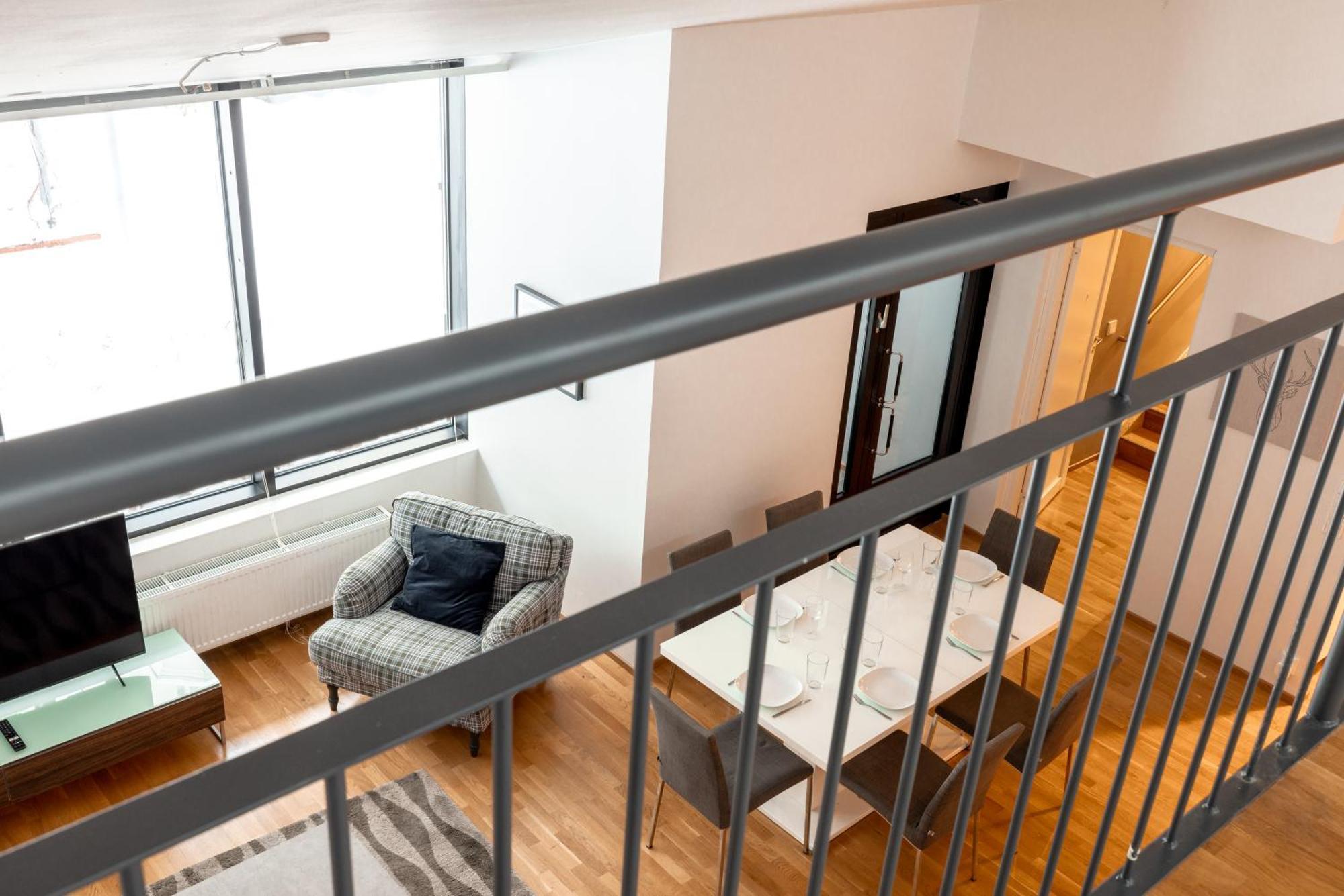 2ndhomes Bright & Spacious 2-story With Sauna *