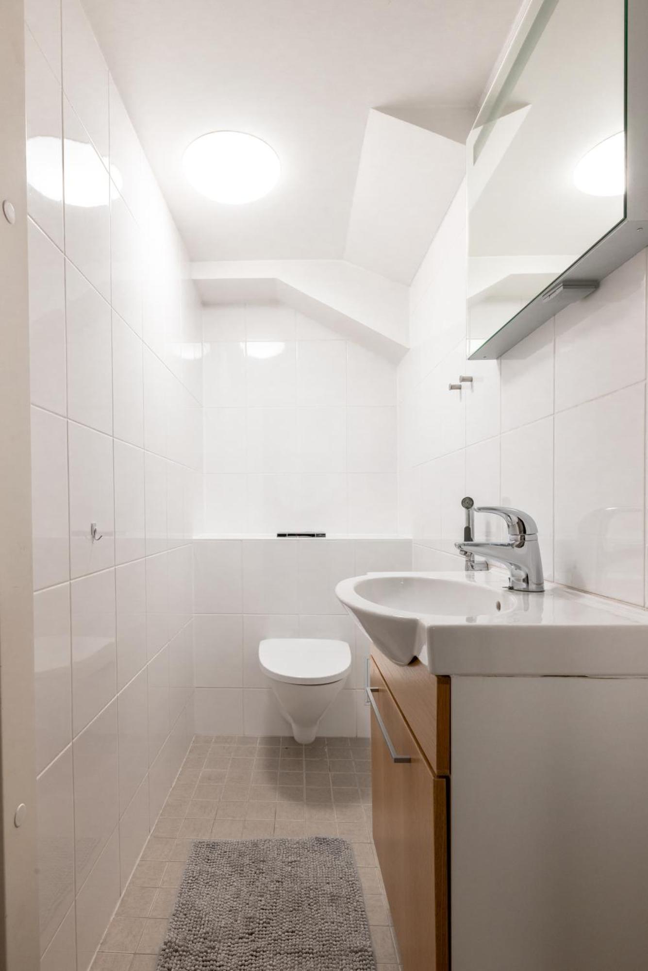 2ndhomes Bright & Spacious 2-story With Sauna